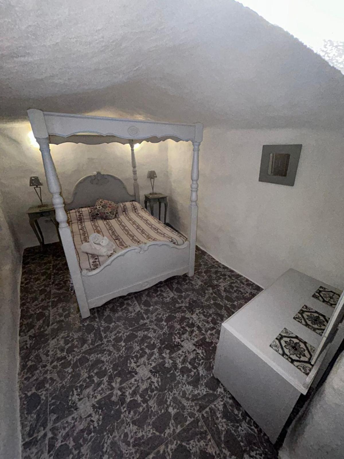 The Crystal Cave Villa Zujar Exterior photo